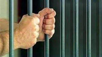 مطالب مالية وخلافات متكررة.. القبض على عاطل اعتدى على والده وشقيقته بالغربية - الخليج الان