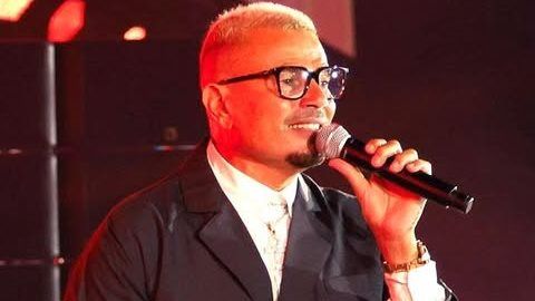 بابا لـ عمرو دياب تحصد أكثر أغنية عربية استماعا منذ صيف 2025 - الخليج الان