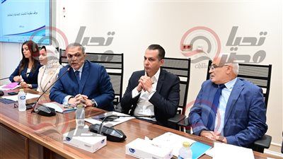 عبد الجواد يواجه رئيس هيئة التأمينات خلال مناقشة أزمة المعاشات: محدش ضد التطوير والتحول الرقمى لكن قصة المعاشات مش رفاهية ومحتاجين رد - الخليج الان