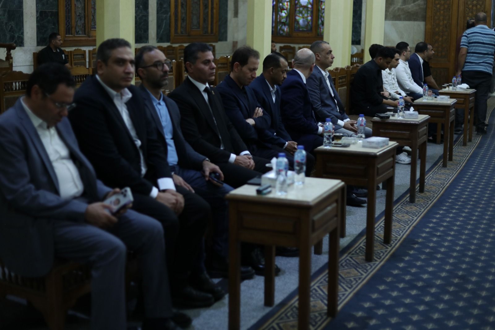 النائب أحمد الحمامصي يقدم واجب العزاء في الزميل مصطفى الشربيني المحرر البرلماني بموقع تليجراف الخليج - الخليج الان