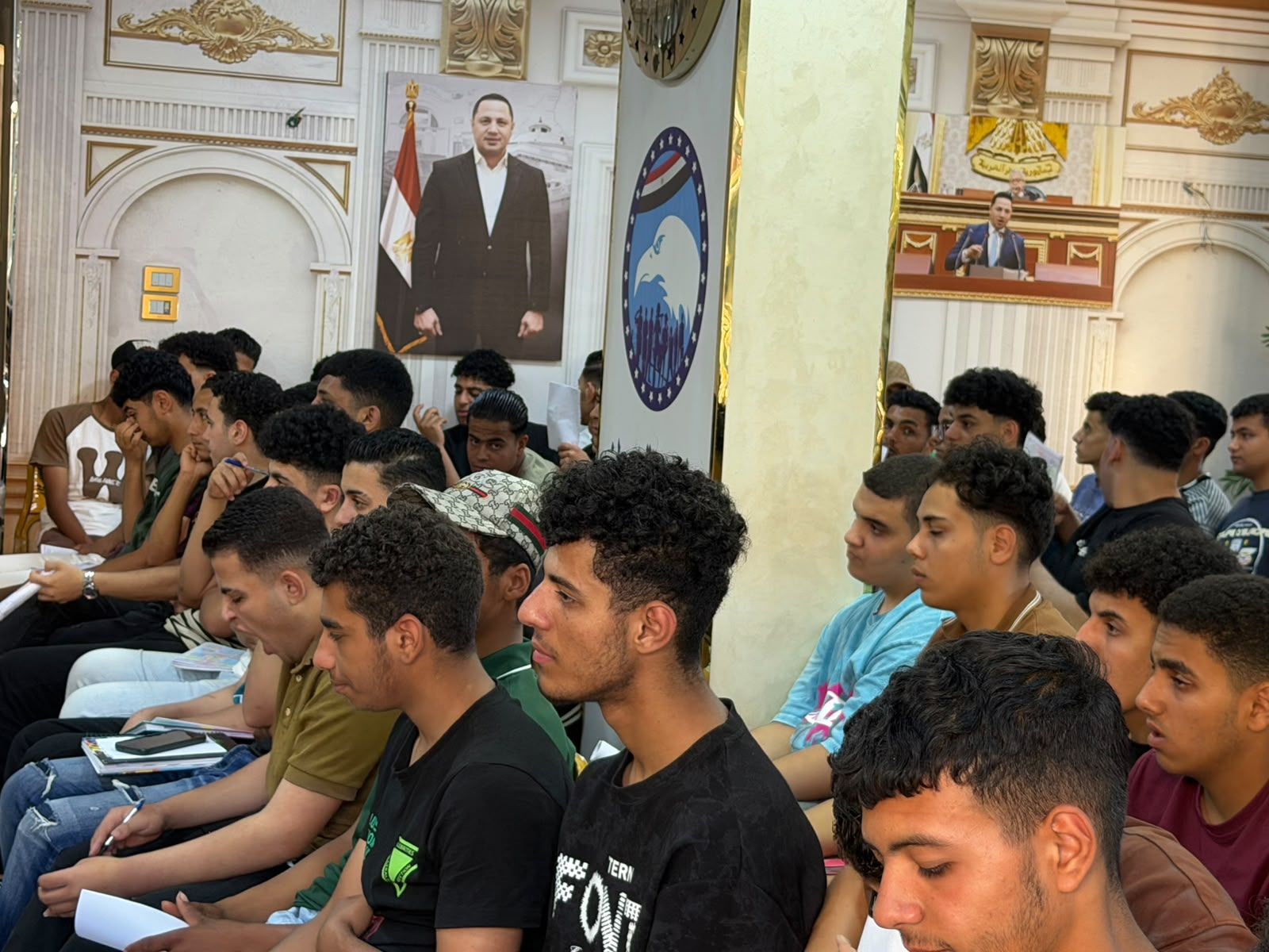 برعاية النائب سيد سمير.. انطلاق أولى المراجعات النهائية لطلاب الثانوية العامة بمادة التربية الوطنية - الخليج الان