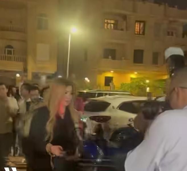 هند عاكف ومحمد داوود ولقاء سويدان.. نجوم الفن يؤدون واجب العزاء في محمد مرزبان - الخليج الان