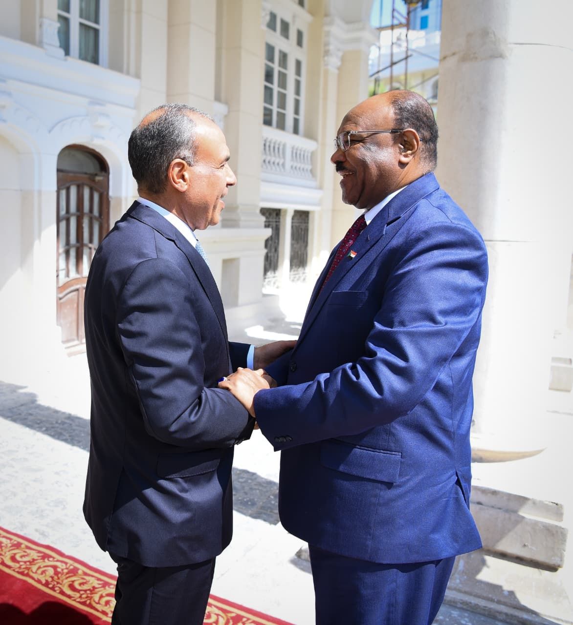 وزير الخارجية: نؤكد على موقف مصر الثابت الداعم لوحدة السودان وسيادته وسلامة أراضيه - الخليج الان