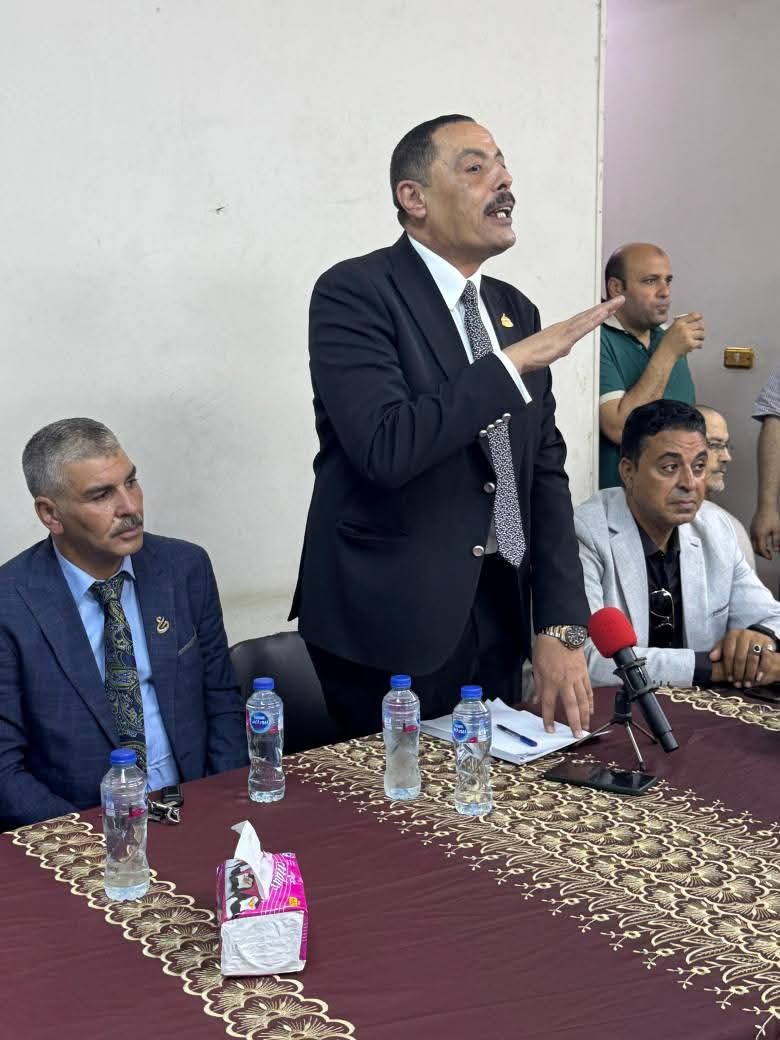 النائب أشرف أمين يناقش مشكلات المواطنين في اللقاء الجماهيري الأسبوعي - الخليج الان