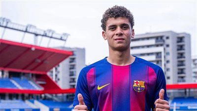 برشلونة يعلن رسميًا تفعيل بند شراء حمزة عبد الكريم من الأهلي لمدة 3 مواسم مقبلة - الخليج الان