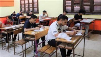 امتحانات الثانوية العامة 2026 مستمرة الخميس 2 يوليو.. التعليم تحسم موقف الإجازة الرسمية - الخليج الان