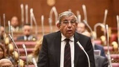 النائب علاء عبد النبي يطالب بحزمة إصلاحات تشريعية وهيكلية لتوطين الصناعة وتحقيق مستهدف الـ 100 مليار دولار صادرات - الخليج الان