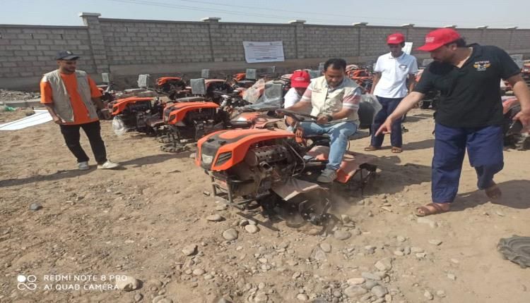 تدشين توزيع 75حراثة صغيرة للمزارعين في تبن وطور الباحة بلحج