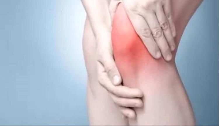 تقنية جديدة غير جراحية لتخفيف آلام خشونة الركبة تستمر مفعولها عاماً كاملاً