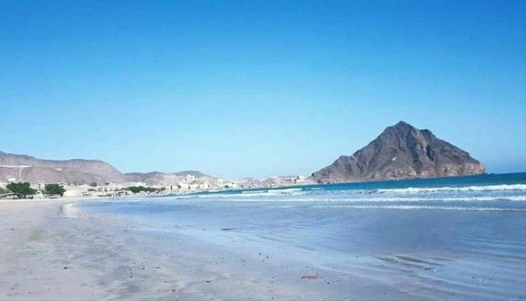 حرارة تتجاوز 40 درجة وأمطار رعدية.. تحذيرات جوية وبحرية في عدة محافظات