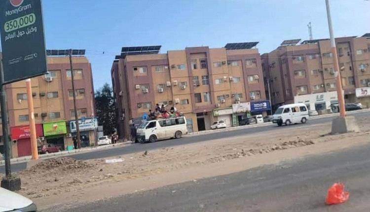 موجة نزوح كبيرة تشهدها العاصمة عدن