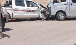 وفاة 5 مواطنين وإصابة 15 اخرين في حادث مروري بوادي حضرموت