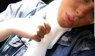 إبنة ماجد المصري (ماهيتاب)تحرق قلب والدها وتقلع الحجاب أمام الجميع.. والجمهور في صدمة... صورة