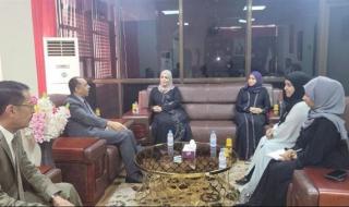 وزير الصناعة يناقش مع رئيسة اللجنة الوطنية للمرأة دعم المرأة ومالكات المشاريع الصغيرة