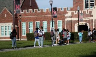 أمريكا.. "انفجار" في حالات تغيب الطلبة عن المدارس