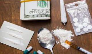 عاجل..."مكافحة المخدرات" القبض على مصري وباكستاني بالشرقية لترويج الشبو - موقع الخليج الان