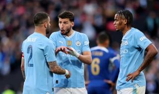 صفقة مدوية.. عرض نجم مانشستر سيتي على الأهلي السعودي