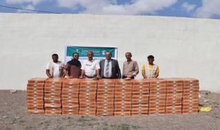 توزيع 18 الف كرتون من التمور في لحج