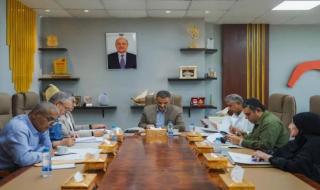 برئاسة لملس .. مجلس صندوق النظافة والتحسين يقر عددًا من المناقصات