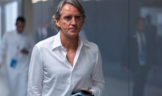 "القضية ليست في مانشيني"! نجم الزعيم يكشف رأيه في رحيل مدرب الأخضر السعودي والبديل المتوقع