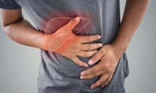 الأطباء يحذرون علامات في جسمك تدل على أن كبدك في خطر منها الشعور بحكة في الجلد