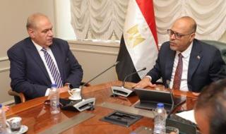 وزير العمل يلتقي وفدًا من شركة " ابدأ إديو " لتأهيل الشباب على احتياجات سوق العمل - الخليج الان