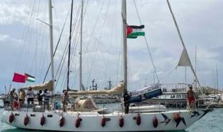 أسطول الصمود العالمي يُستهدف بطائرات مسيّرة وإيطاليا ترسل فرقاطة للدفاع : تصعيد جديد على طريق غزة - الخليج الان