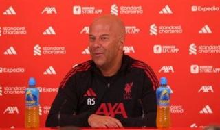 مدرب ليفربول: علينا معالجة أخطاء الكرات الثابتة والعرضيات قبل قمة مانشستر يونايتد.. وجمهور أنفيلد سيكون عامل الحسم - الخليج الان