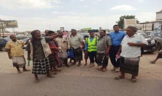 تنظيم فرزة مركبات الاجرة بخط صبر طور الباحة بلحج