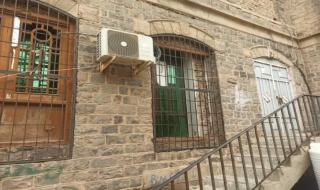 حفيدة القمندان تطالب باستعادة مبنى اذاعة لحج بالموجود بقصر دار الحجر بالحوطة