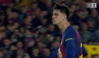 برشلونة.. مارك بيرنال يسجل الهدف الثالث لـ برشلونة في مرمى أتلتيكو مدريد بنصف نهائي كأس ملك إسبانيا - الخليج الان