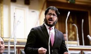 أحمد بلال البرلسي: طرح مناقصة للجمع المنزلي بالمحلة خطوة لحل أزمة القمامة - الخليج الان