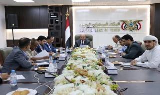 لجنة تنظيم وتمويل الواردات تقف على سبل تطوير اليات العمل وتبسيط الإجراءات