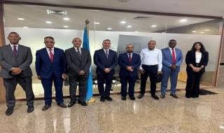وزير الاتصالات يبحث في القاهرة مع المدير الإقليمي للاتحاد الدولي للاتصالات (ITU) تعزيز التعاون المشترك