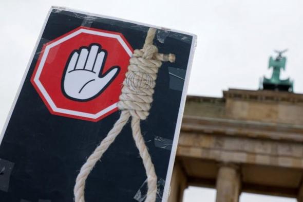 إيران تعدم 9 سجناء بتهم تتعلق بالمخدرات (صورة)