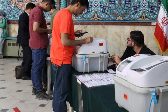 طهران تتهم كندا بمنع الإيرانيين من المشاركة في الانتخابات