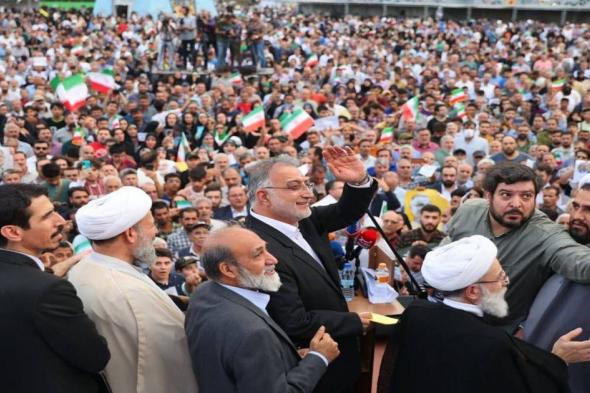 المرشح المتشدد زاكاني ينسحب من سباق الانتخابات الإيرانية