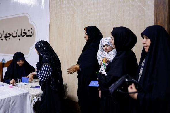 إيران.. لجنة الانتخابات تنفي تقدم بزشكيان في تصويت الخارج