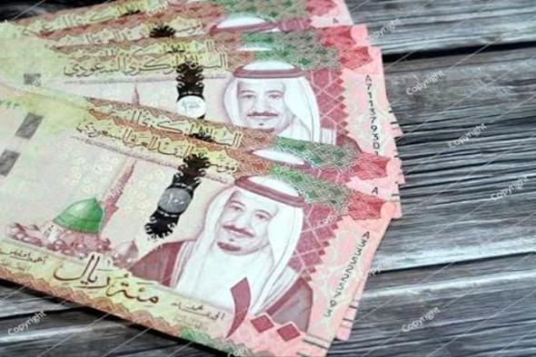 تساؤلات حول فرض شركات الصرافة بعدن قيوداً على مصارفة العملة الأجنبية