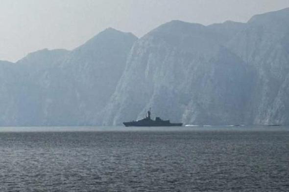 رداً على الحصار الأمريكي .. إيران تعلن إعادة إغلاق مضيق هرمز